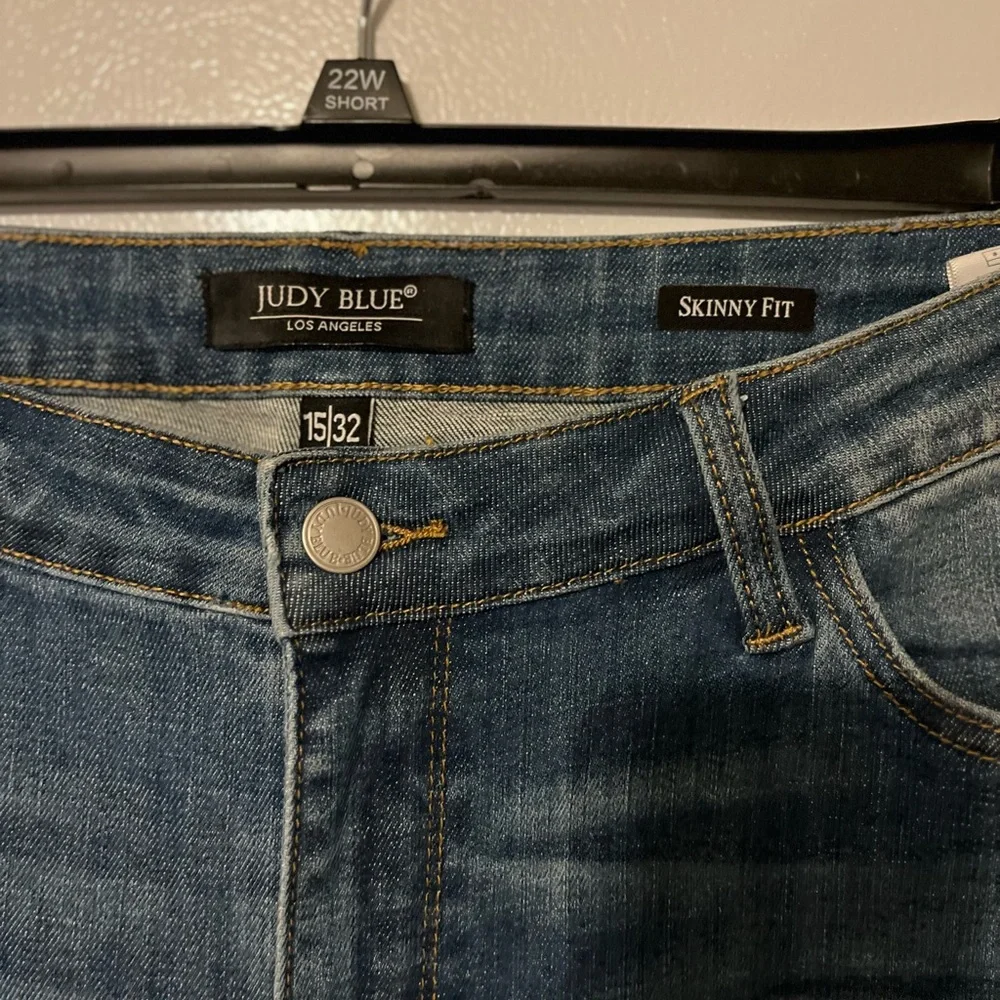 Judy Blue Women’s Plus Skinny Fit Mid Rise Med Wash Jeans Style JB8859 - 15/32‎